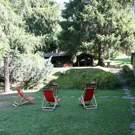 Ξενοδοχείο Hermitage 2*